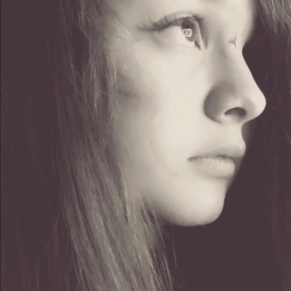 Meet your Posher, Peggy - Picture 2 of 10